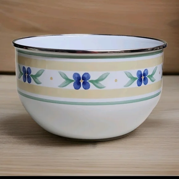 Pfaltzgraff “Summer Breeze” Metal Mixing Bowl Trio | Enamel Nesting Set - Picture 2 of 16